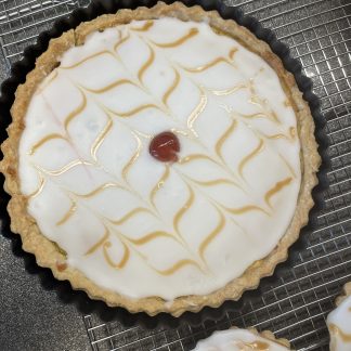 Rich results in Google's SERP when searching for 'bakewell tart'