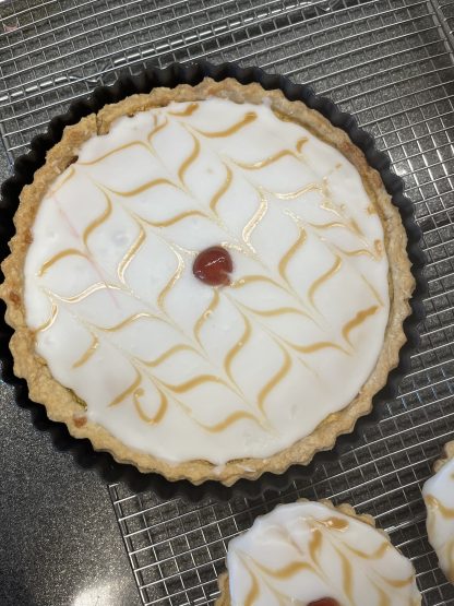 Rich results in Google's SERP when searching for 'bakewell tart'