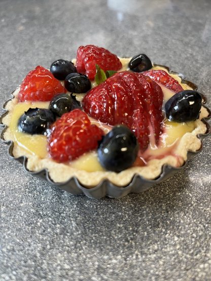 Rich Results on Google's SERP when searching for 'Individual Fresh Fruit Tart'
