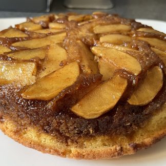 Rich results on Google's SERP when searching for 'Apple and Butterscotch Upside-Down Cake'