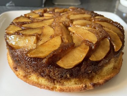 Rich results on Google's SERP when searching for 'Apple and Butterscotch Upside-Down Cake'