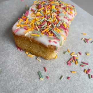 Rich results on Google's SERP when searching for 'Individual Sprinkle Cake'